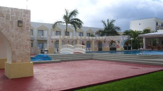 Holiday Inn Express Cancún Exterior foto